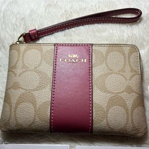COACH / Corner Zip Wristlet / Light Khaki Coated Canvas w/Rouge Vertically Strip